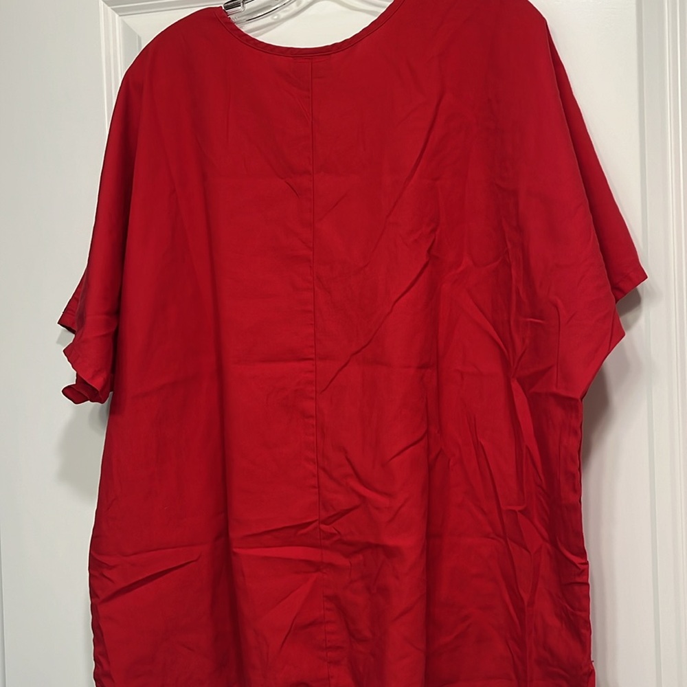 Scrub Top - Picture 2 of 6